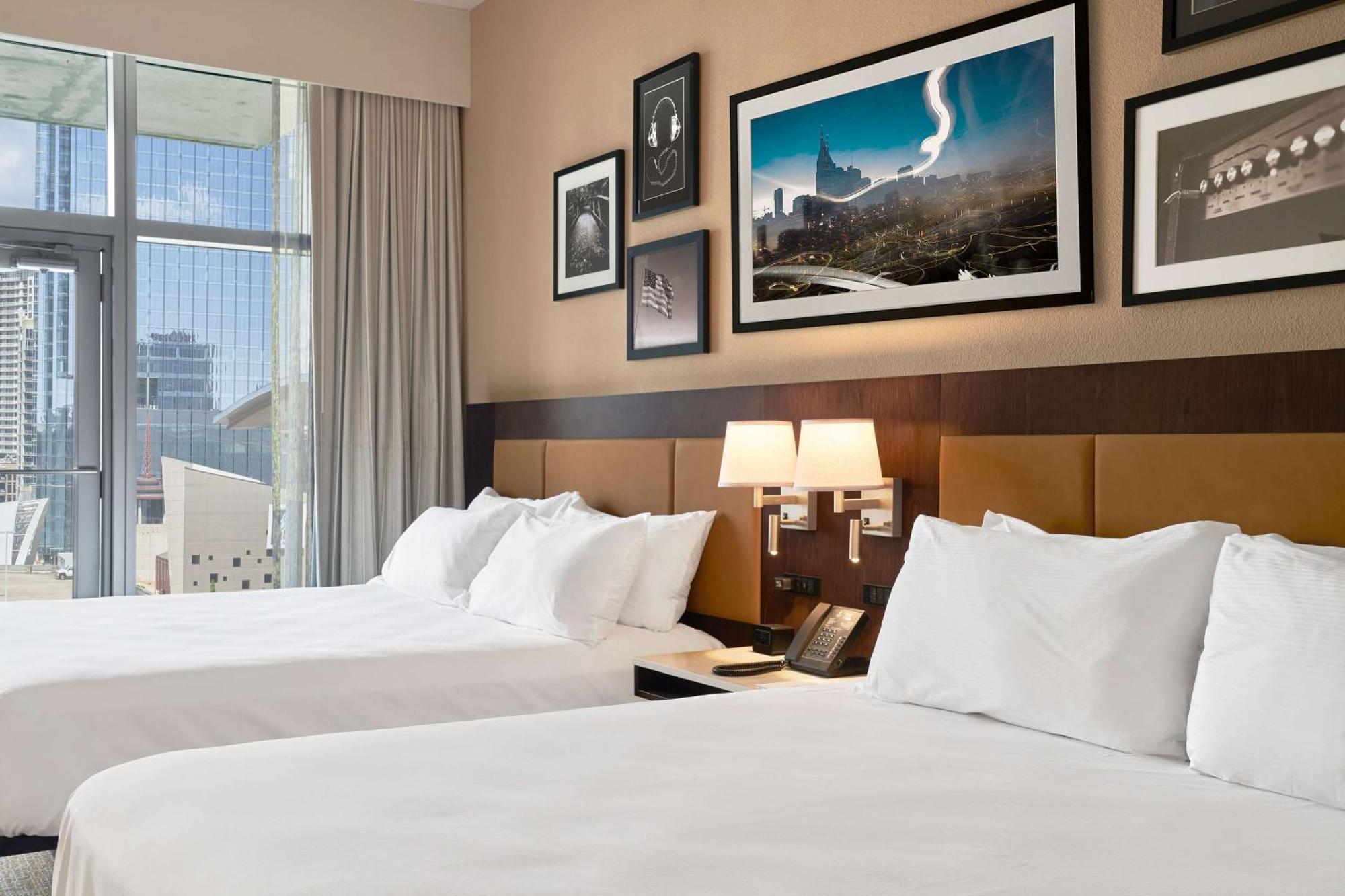 Embassy Suites By Hilton Nashville Downtown Dış mekan fotoğraf