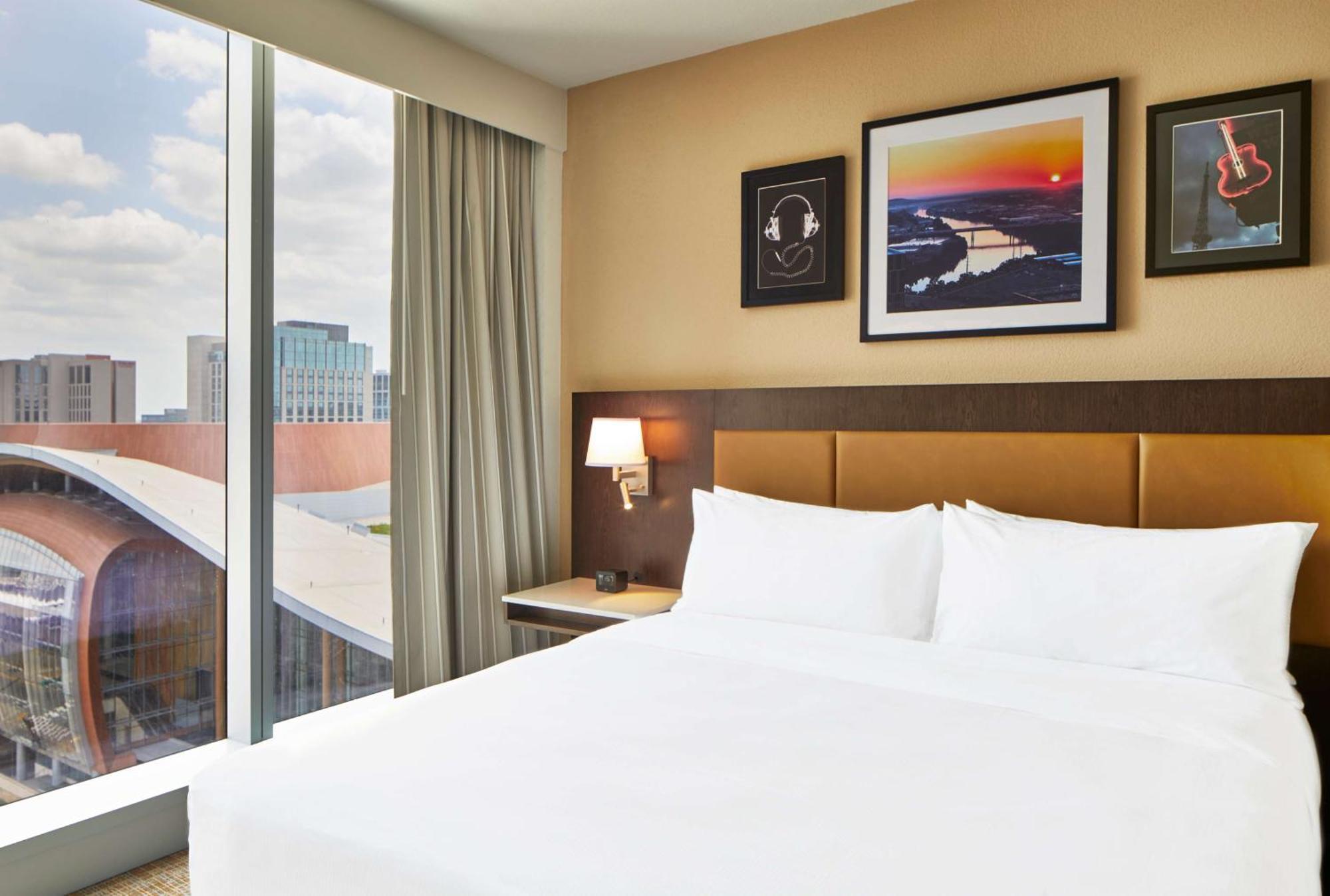 Embassy Suites By Hilton Nashville Downtown Dış mekan fotoğraf