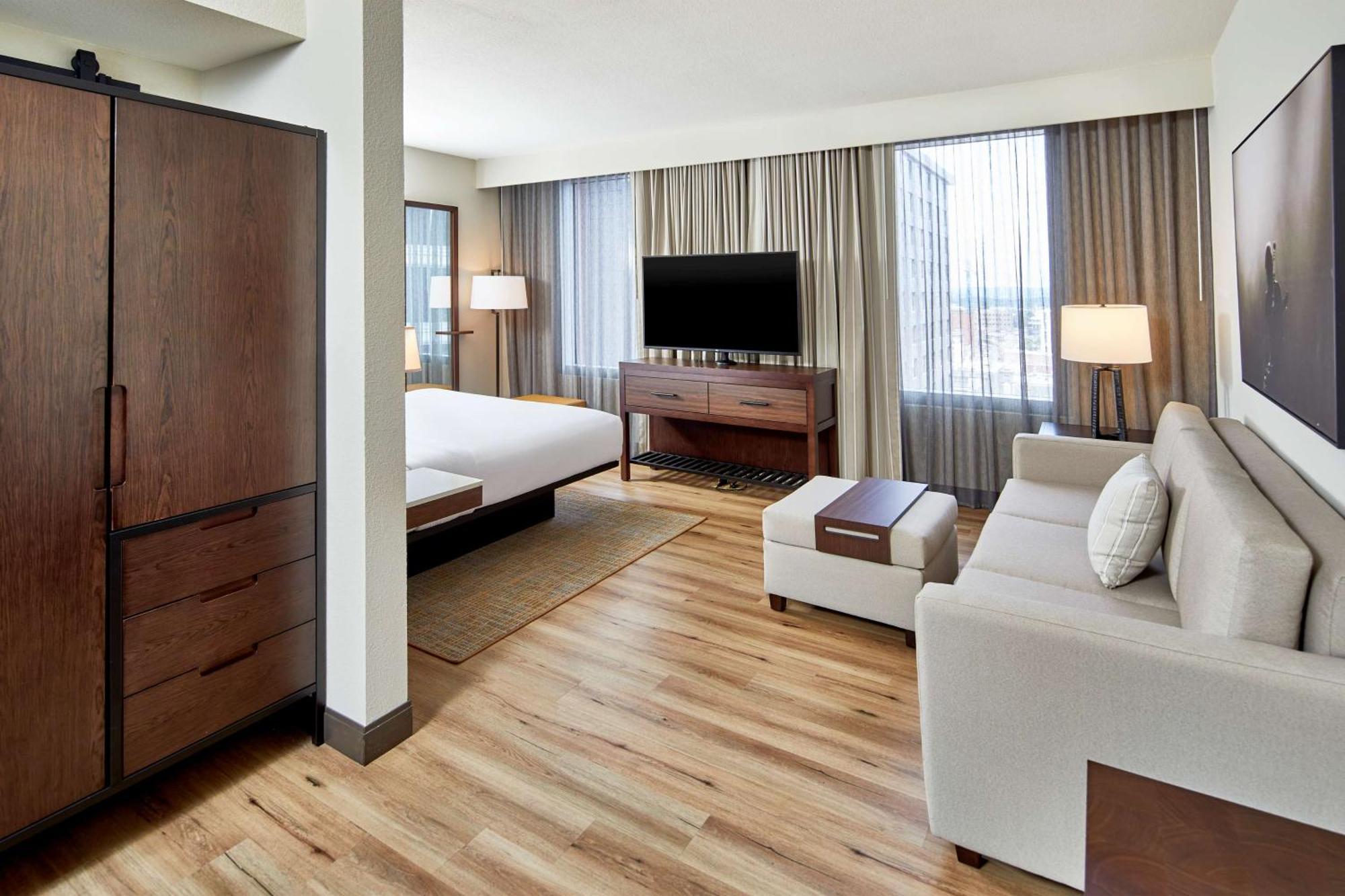 Embassy Suites By Hilton Nashville Downtown Dış mekan fotoğraf