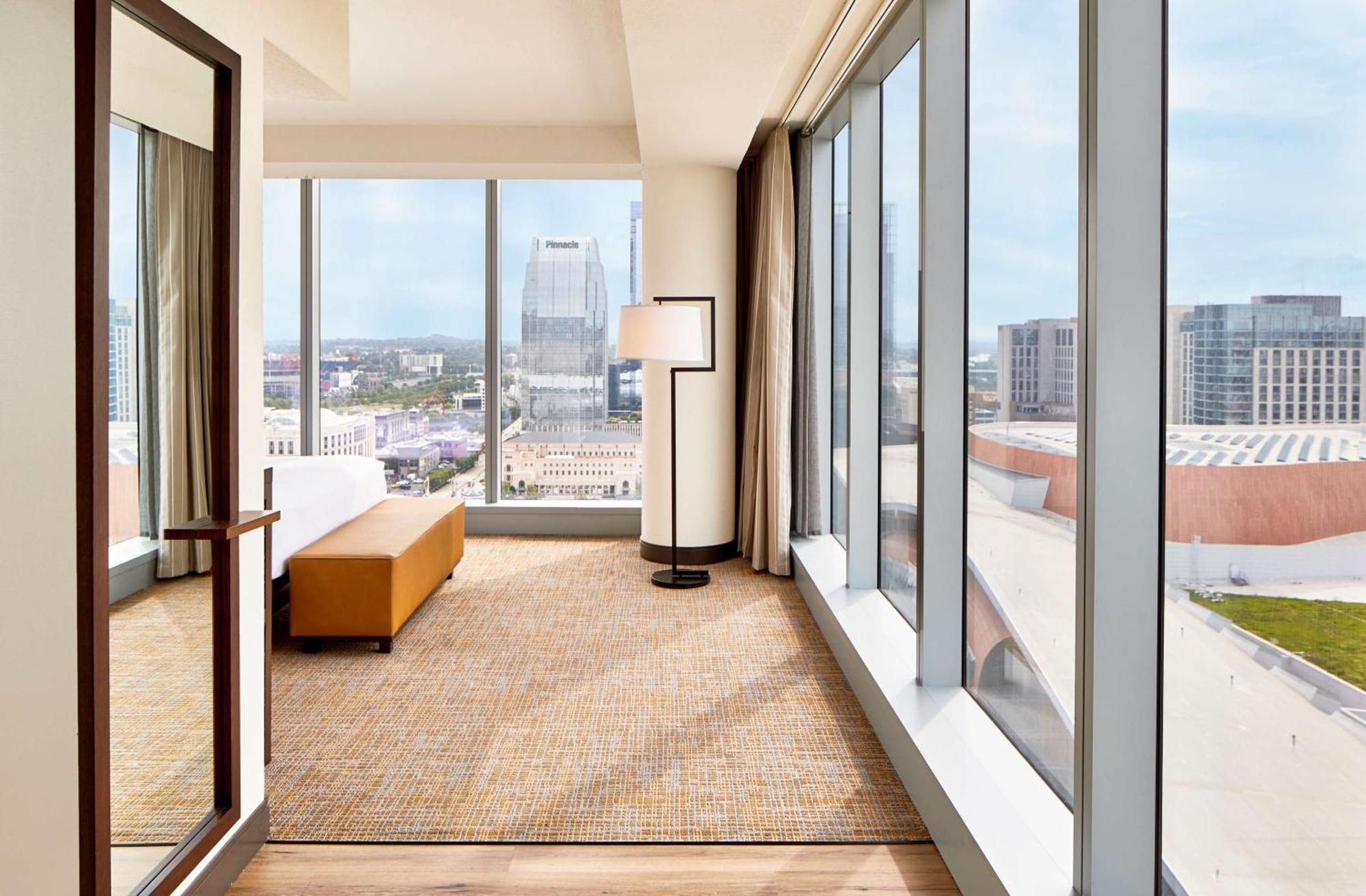 Embassy Suites By Hilton Nashville Downtown Dış mekan fotoğraf
