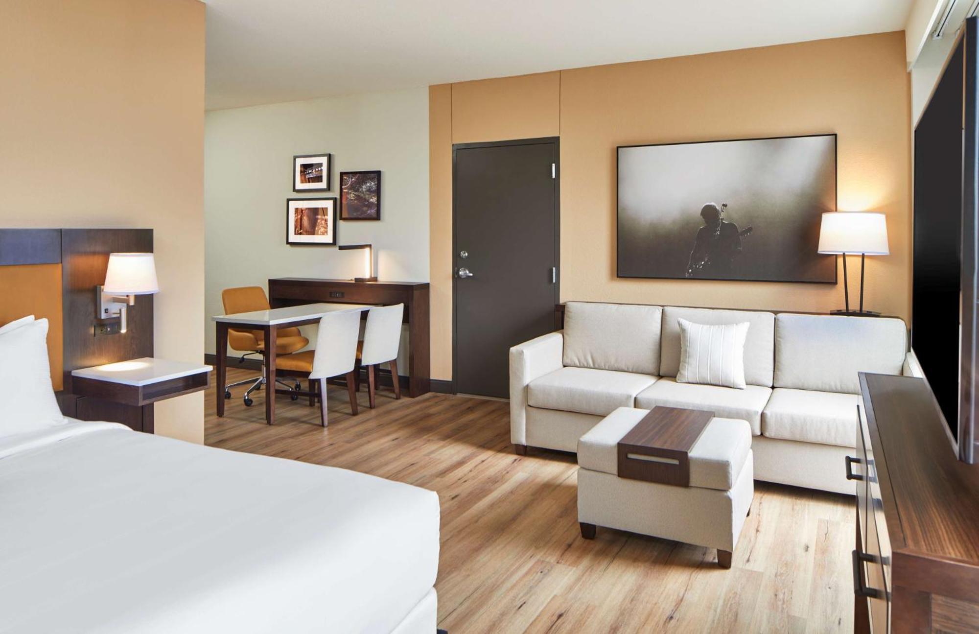 Embassy Suites By Hilton Nashville Downtown Dış mekan fotoğraf