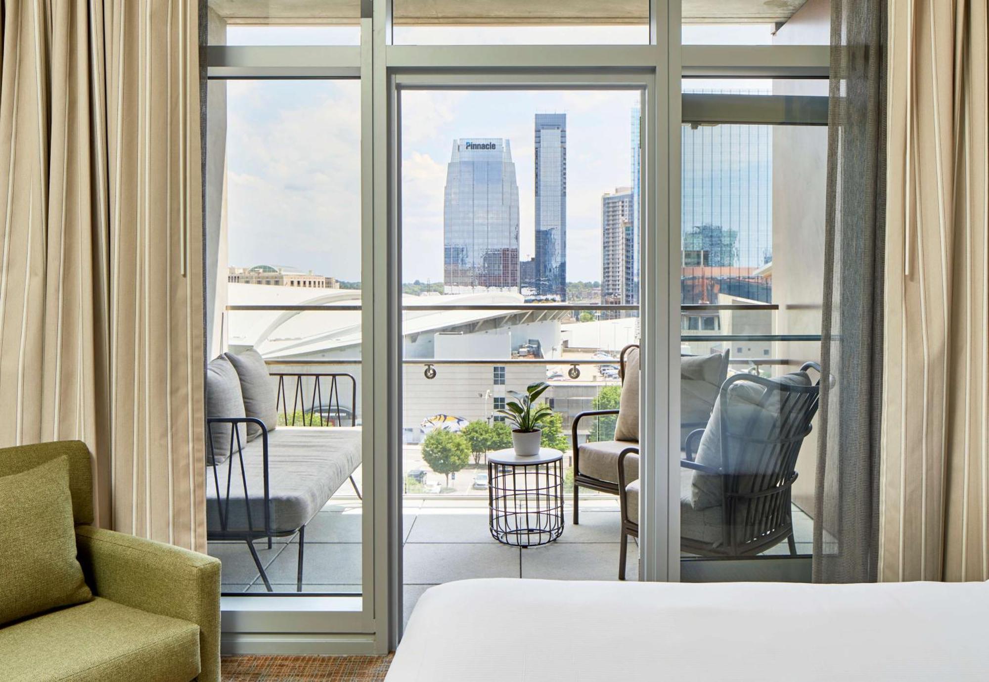 Embassy Suites By Hilton Nashville Downtown Dış mekan fotoğraf